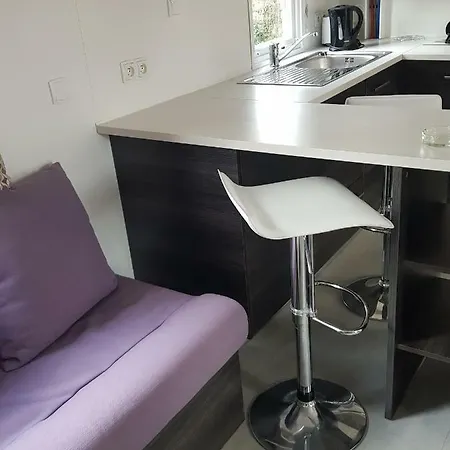 Camping 4* Mobilhome 6/8 Pers Les Pins