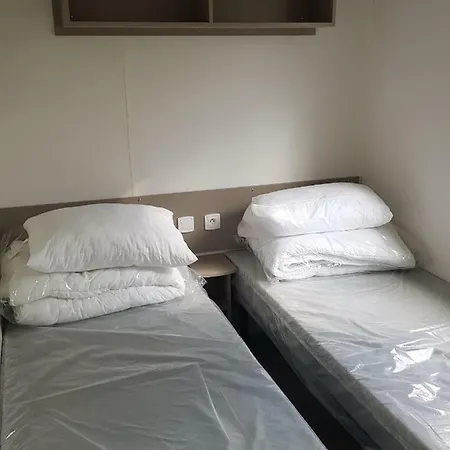 Camping 4* Mobilhome 6/8 Pers Les Pins
